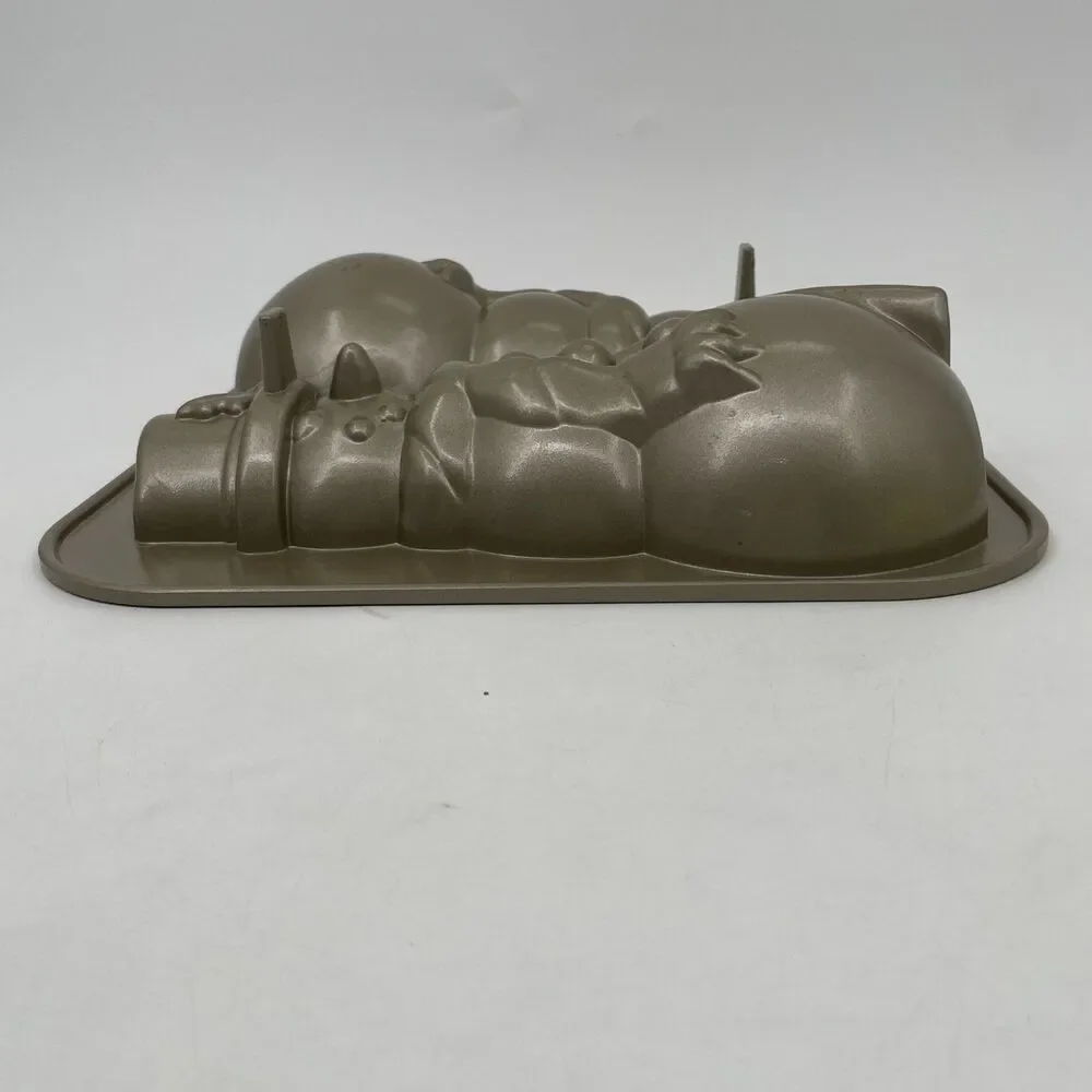 Williams Sonoma Nordic Ware Snowman Cake Mold Pan Christmas 3D 10 Cup 2.6 Liter